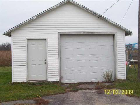 6151 Combs Road Jerome, MI 49249 - Photo 10 of 11 931272-9.JPG