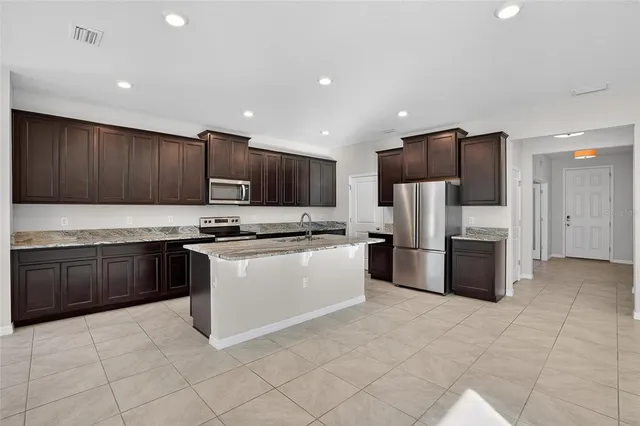 $525,000 | 35938 Morse Willow Court, Zephyrhills, FL 33541