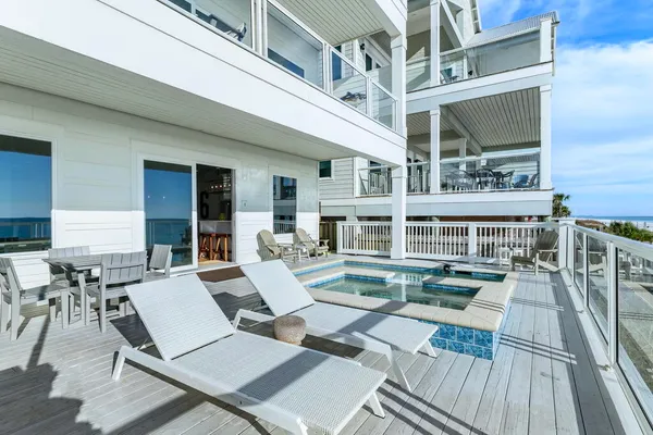 $4,695,000 | 20405 Front Beach Road, Panama City Beach, FL 32413