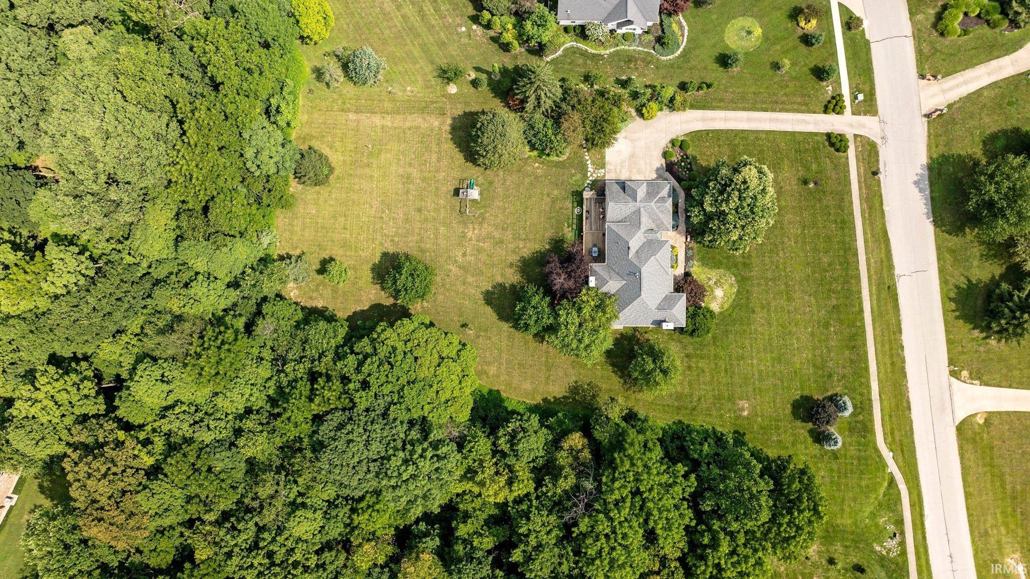 2015 Exeter Lane Bloomington, IN 47408 - Photo 32 of 35