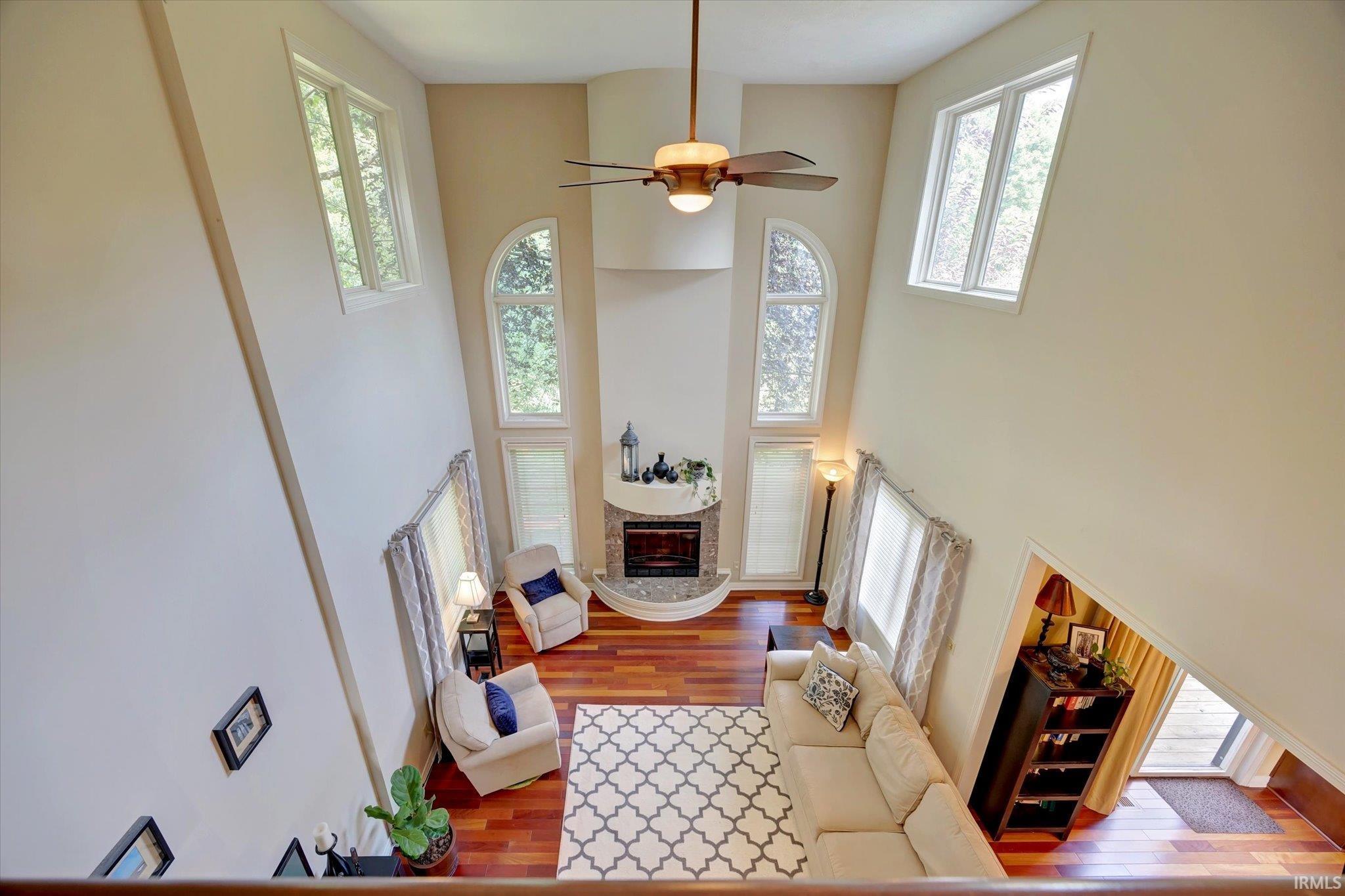 2015 Exeter Lane Bloomington, IN 47408 - Photo 4 of 35