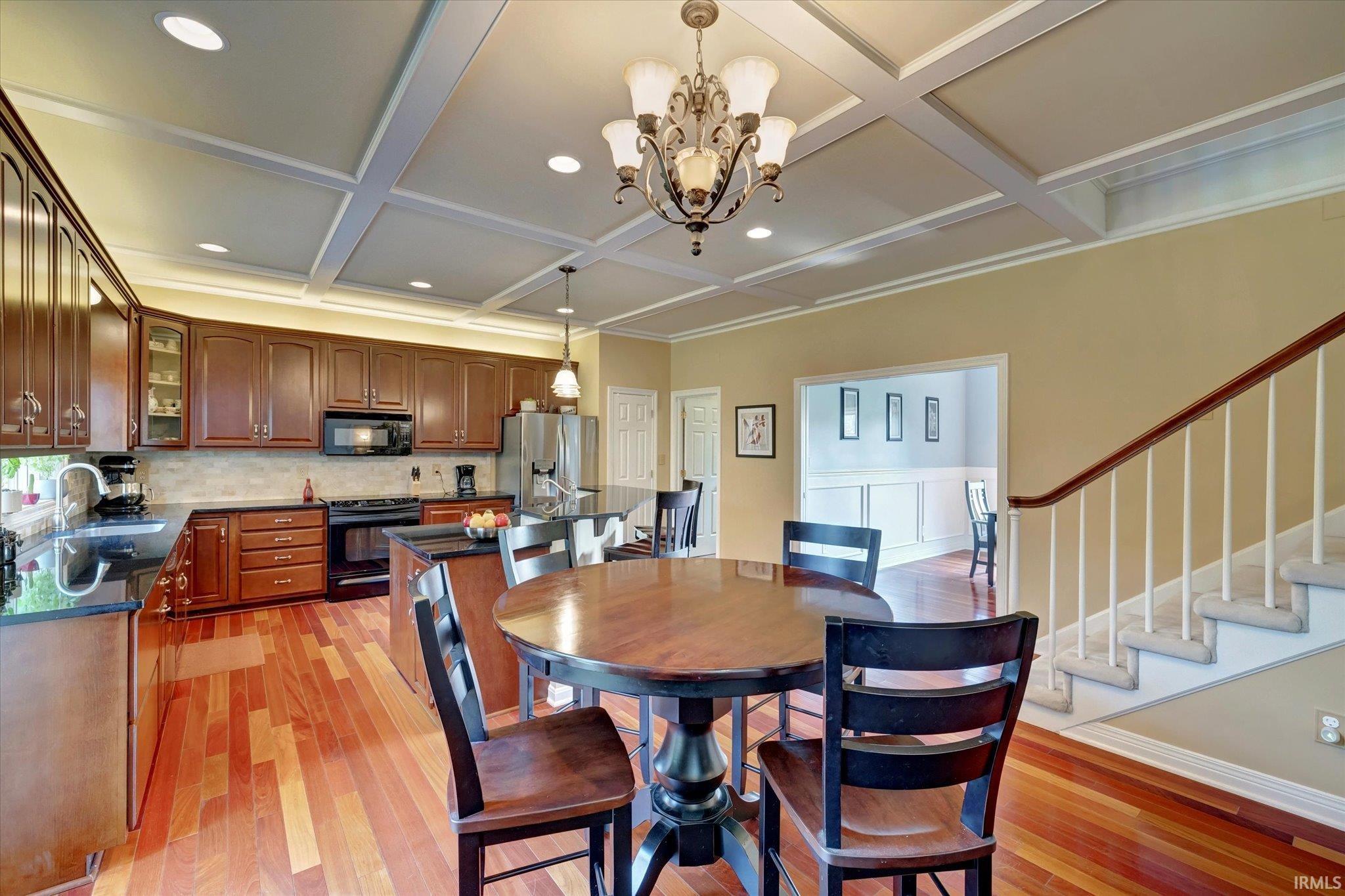 2015 Exeter Lane Bloomington, IN 47408 - Photo 5 of 35