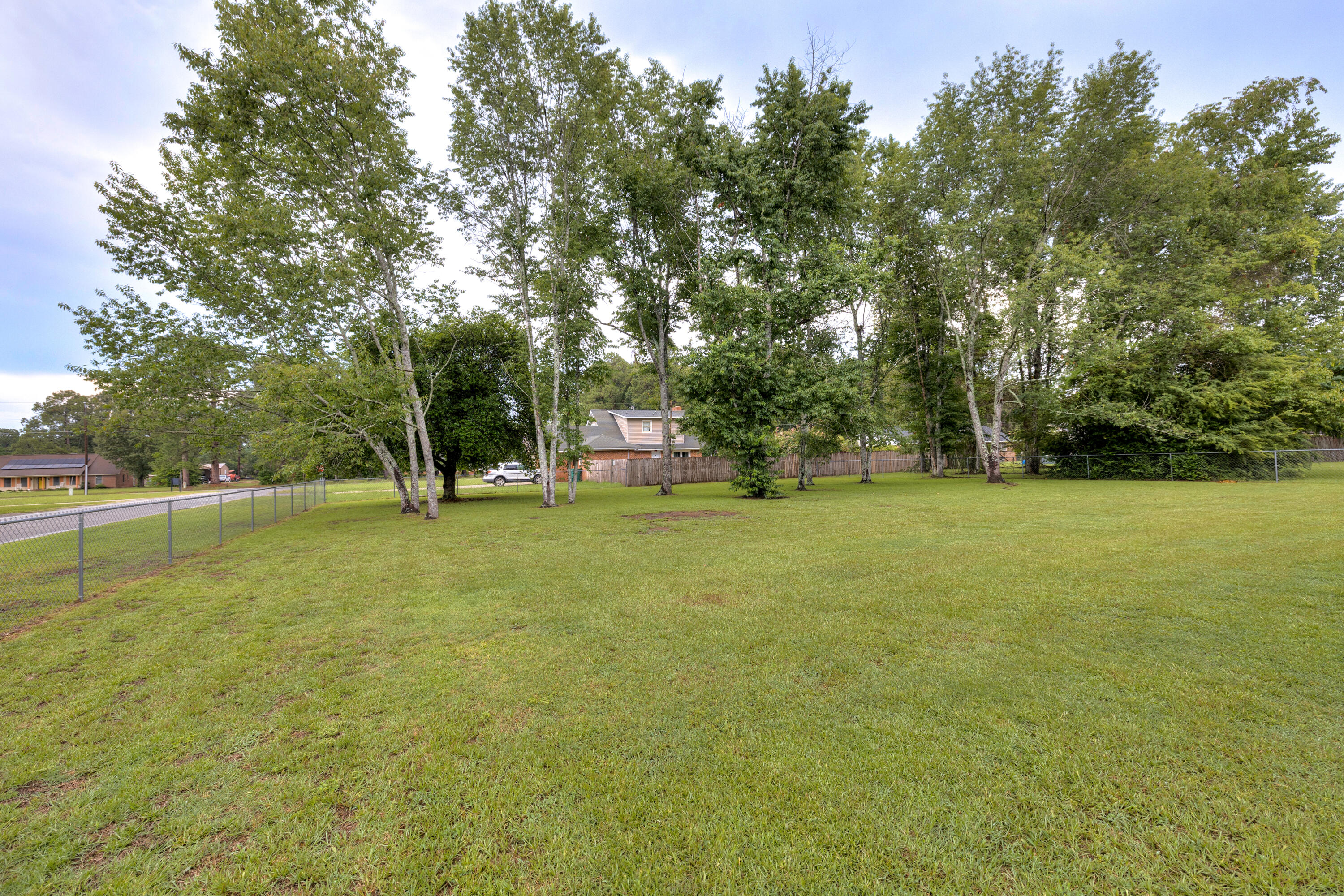 2845 Dbar Circle Sumter, SC 29154 - Photo 2 of 27 04