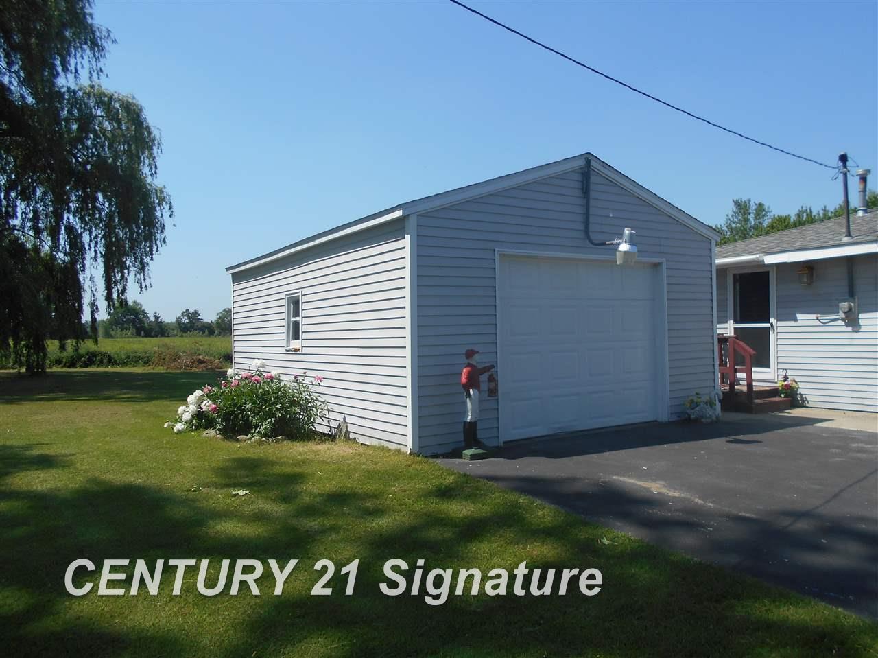 10671 Sarle Road Freeland, MI 48623 - Photo 13 of 13