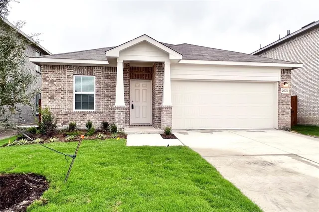 $325,000 | 2074 Hartley Drive, Forney, TX 75126