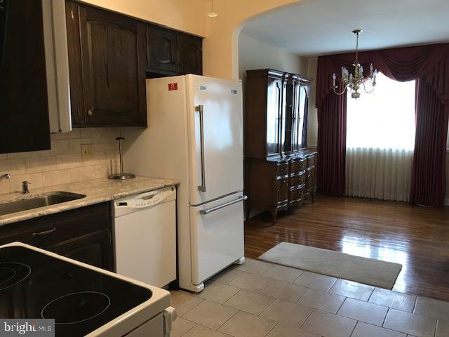 2801 Rhawn Street Philadelphia, PA 19152 - Photo 6 of 36 Gallery Image 6