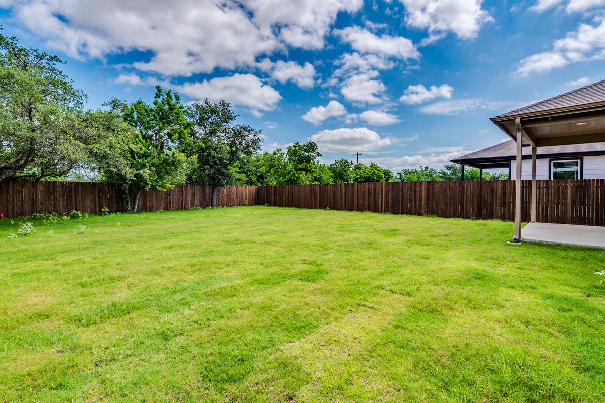 9108 Spire View Austin, TX 78744 - Photo 28 of 30