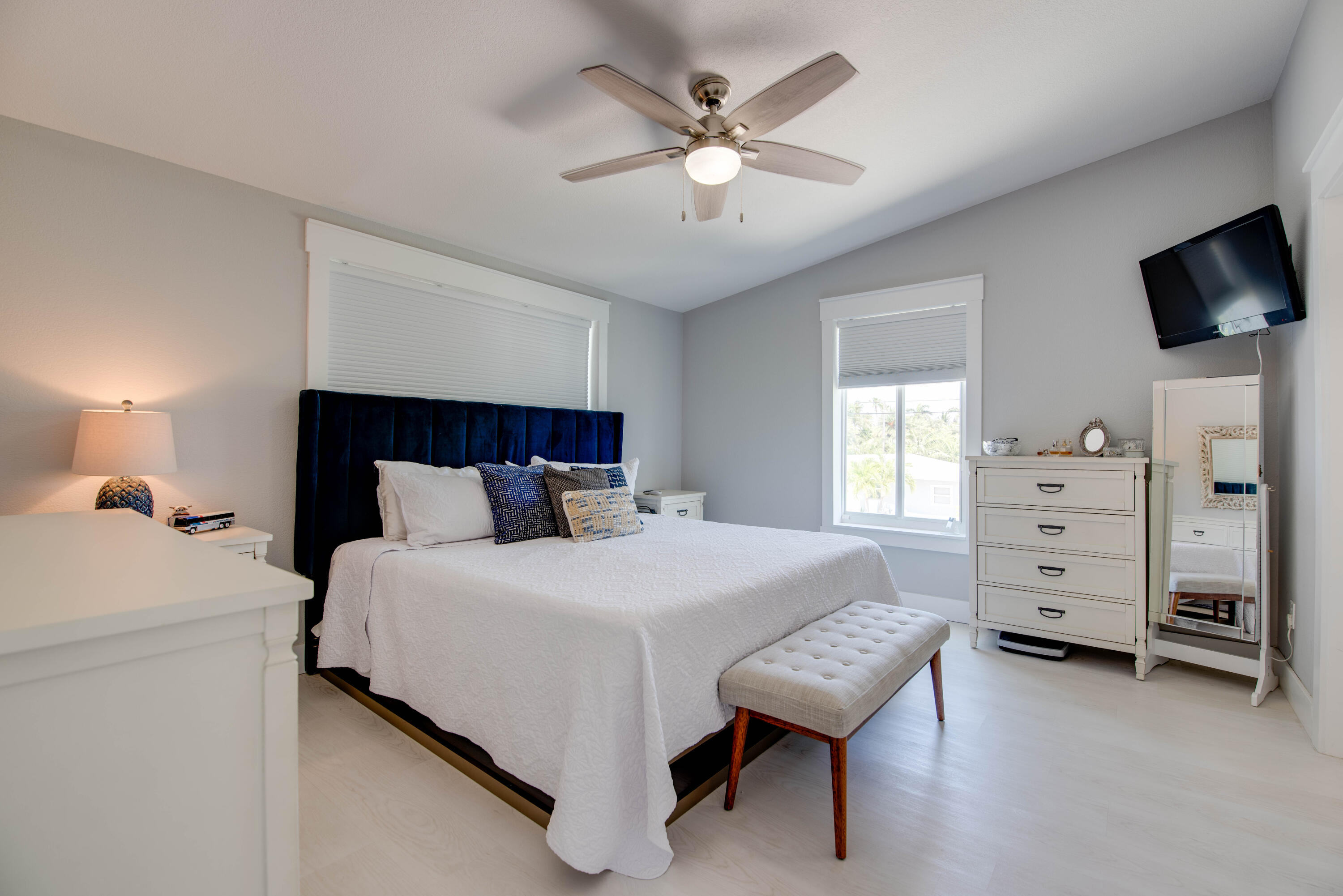930 80th Street Marathon, FL 33050 - Photo 12 of 49 a bedroom with a bed and a television