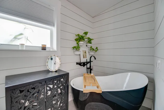 $1,150,000 | 930 80th Street, Marathon, FL 33050