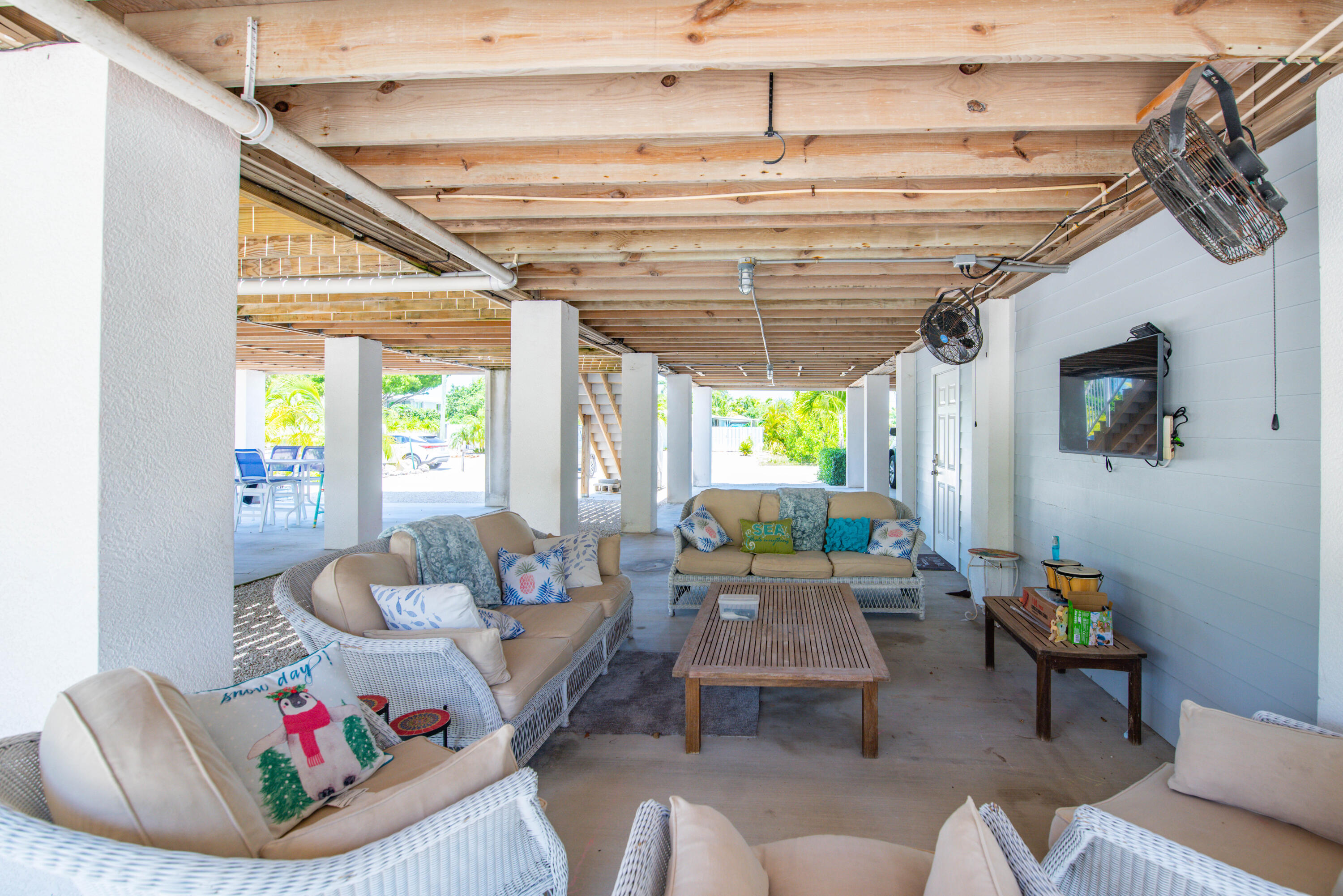 930 80th Street Marathon, FL 33050 - Photo 34 of 49 a living room with furniture and a large window