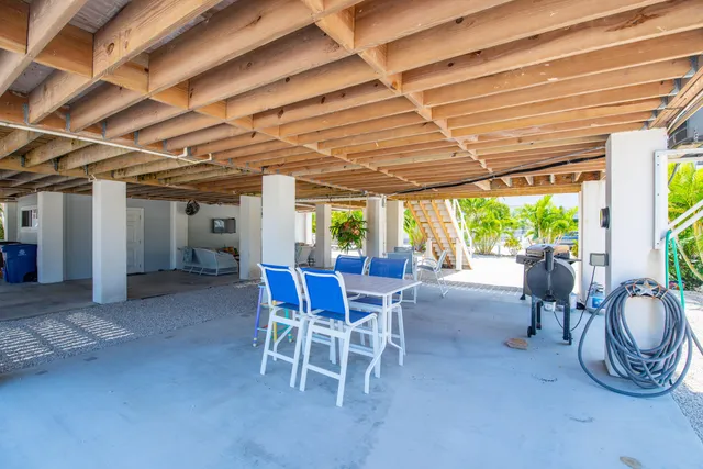 $1,150,000 | 930 80th Street, Marathon, FL 33050