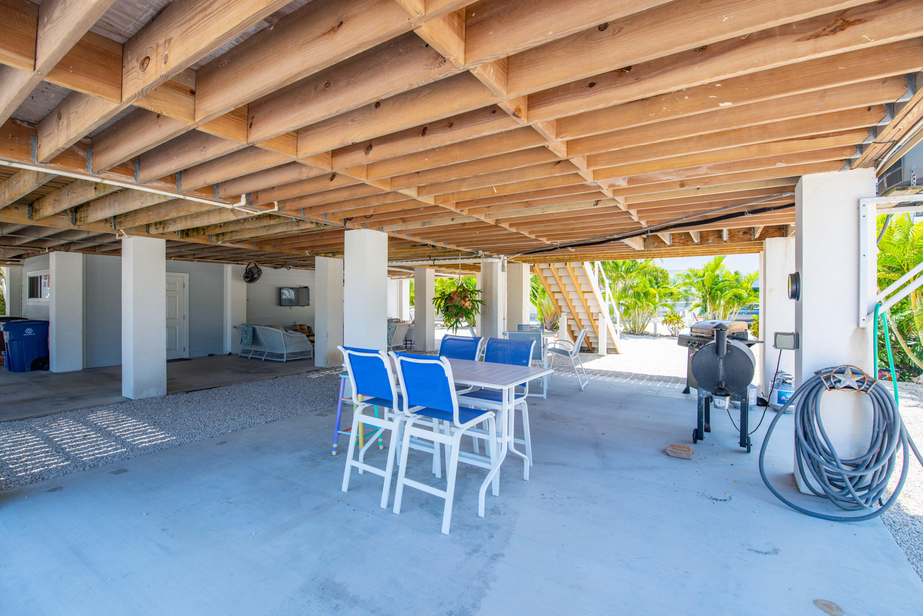 930 80th Street Marathon, FL 33050 - Photo 37 of 49 a view of a dining room with furniture window and outside view
