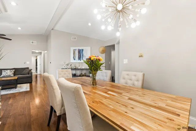 $345,000 | 1631 West Partridge Court, Unit 8, Arlington Heights, IL 60004