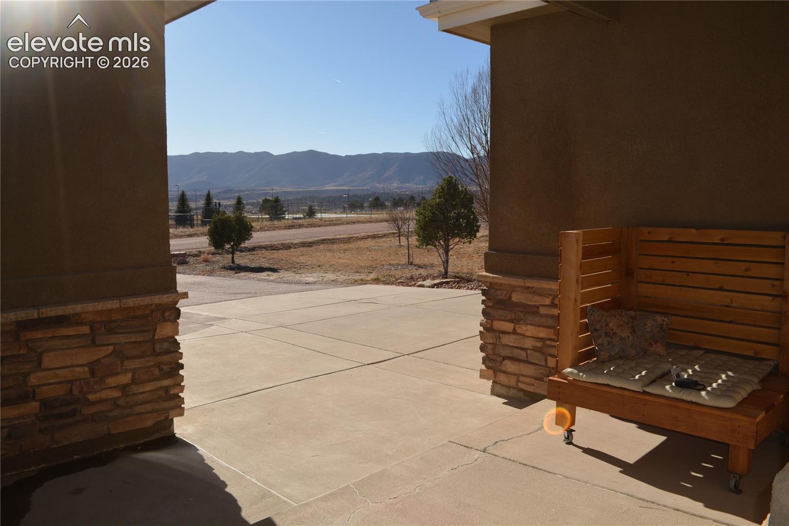 1615 Bowstring Road Monument, CO 80132 - Photo 5 of 28