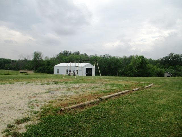1392 North County Road Winchester, IN 47394 - Photo 3 of 6 Gallery Image 3