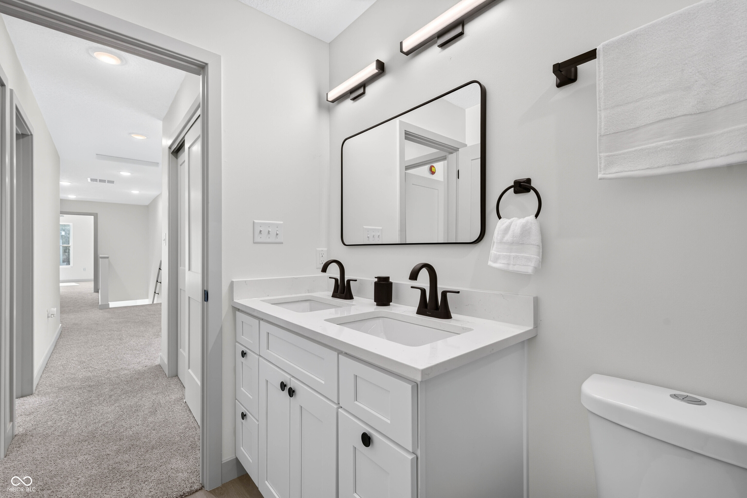 45 South Beatty Street Columbus, IN 47201 - Photo 39 of 70