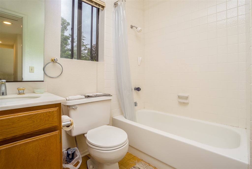 15002 Derringer Road Poway, CA 92064 - Photo 12 of 16