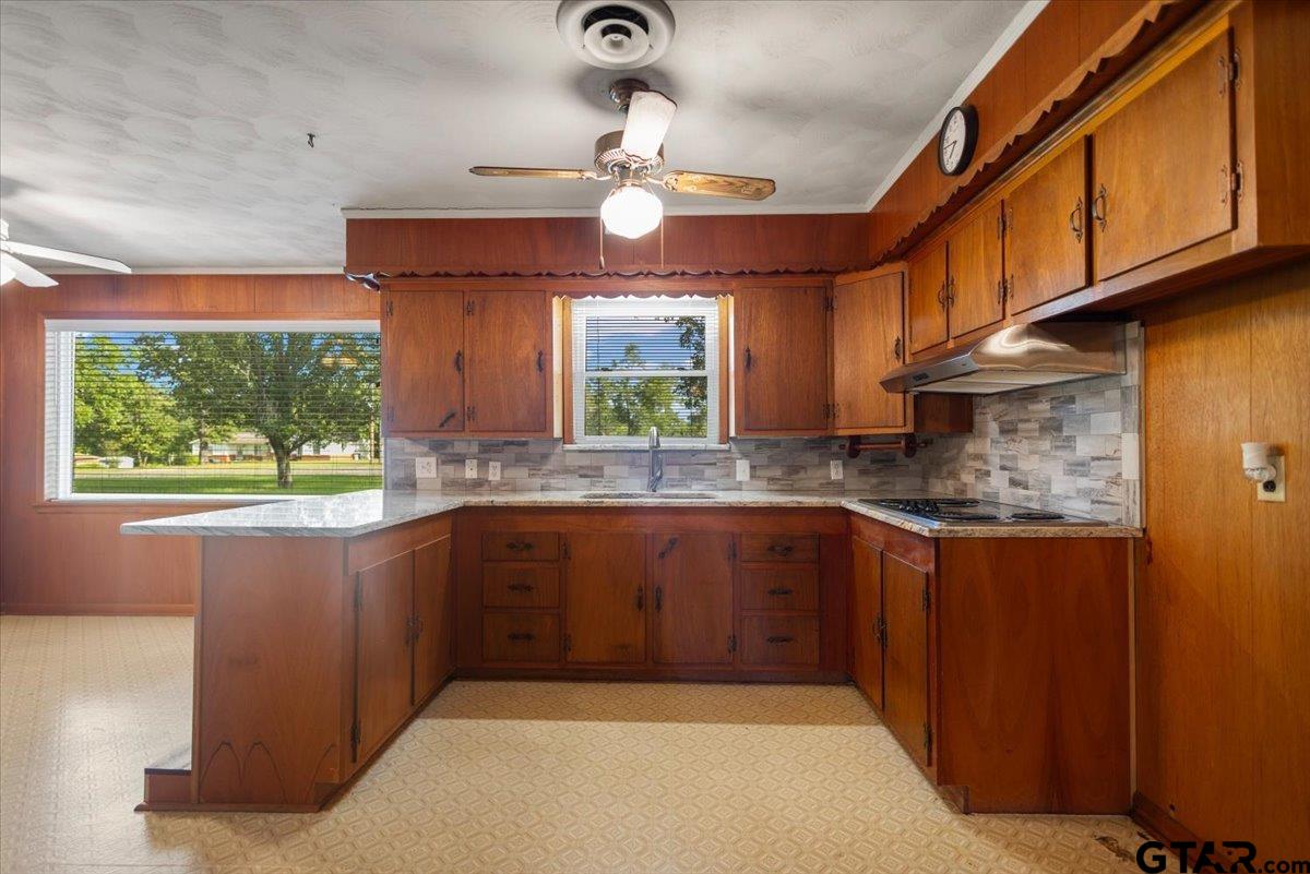 1201 East Johnson Drive Rusk, TX 75785 - Photo 12 of 48