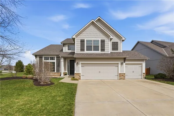 $459,000 | 17228 West 198th Terrace, Spring Hill, KS 66083