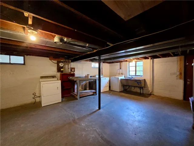 $192,000 | 222 Vinal Avenue, Irondequoit, NY 14609