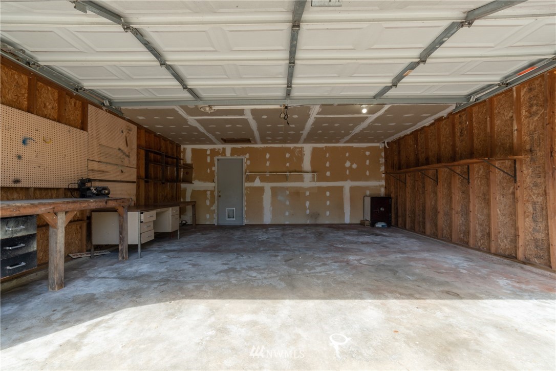 10837 4th Avenue South Seattle, WA 98168 - Photo 22 of 25 a view of a garage