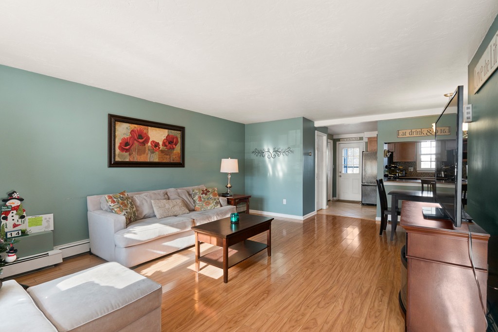 10 Tuck Farm Road, Unit 3 Auburn, MA 01501 - Photo 2 of 30 Gallery Image 2