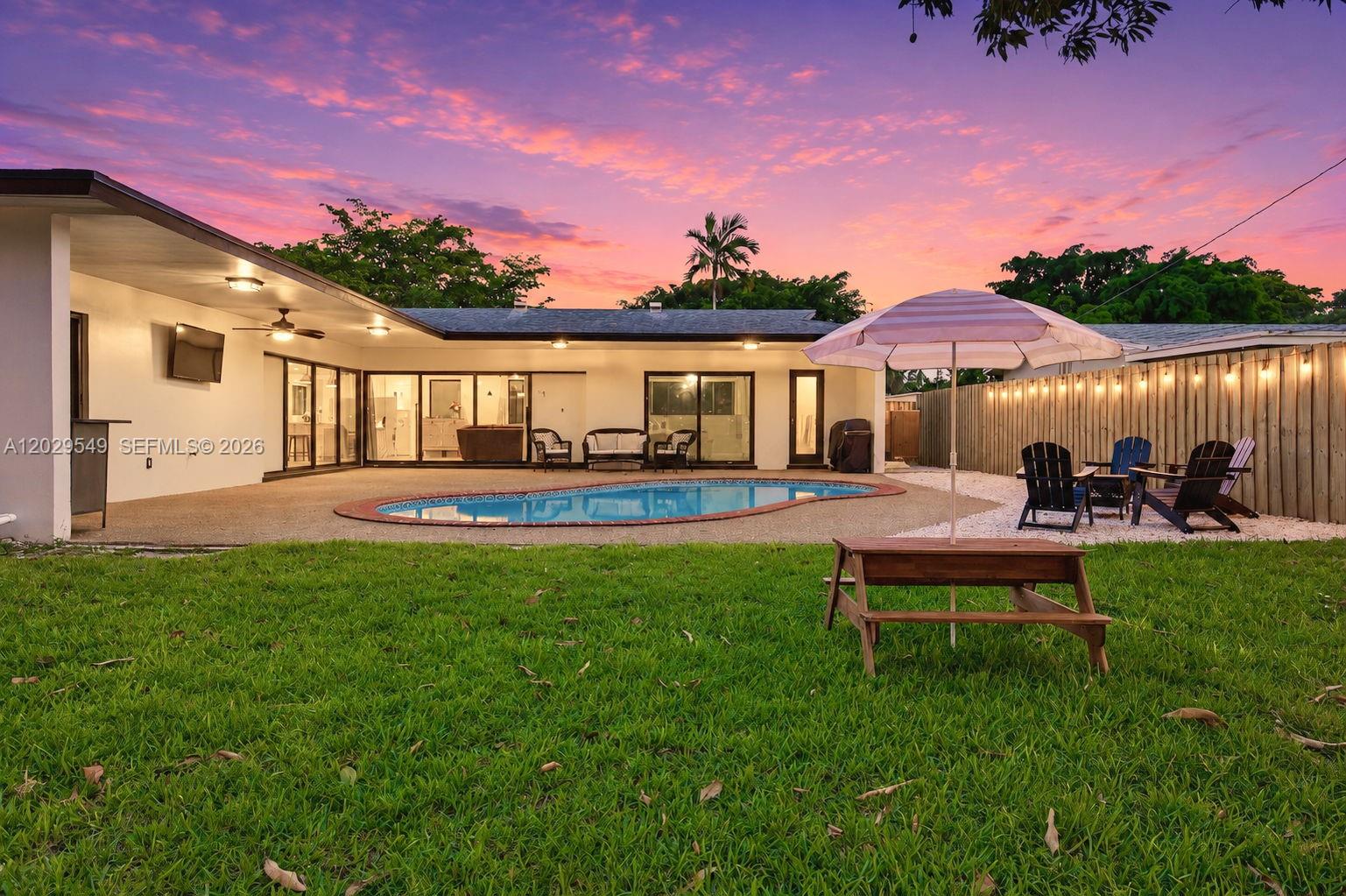 4407 West Park Road Hollywood, FL 33021 - Photo 2 of 65