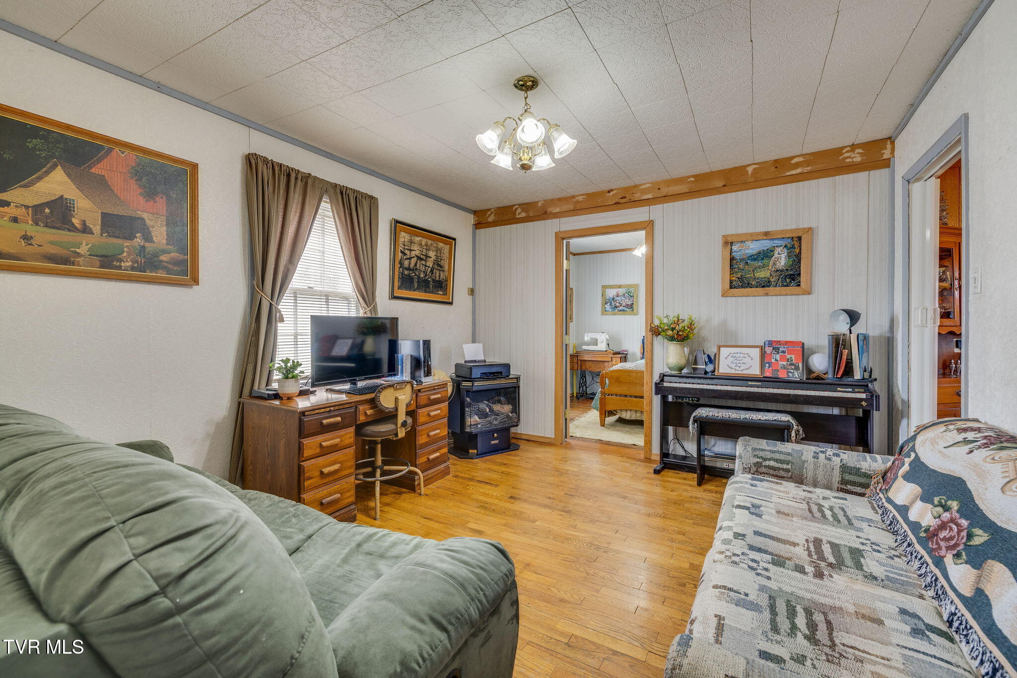 2802 Forest View Road Kingsport, TN 37660 - Photo 13 of 35 014 (7)