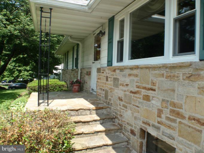 2925 Southview Road Ellicott City, MD 21042 - Photo 8 of 24 Exterior (Front)