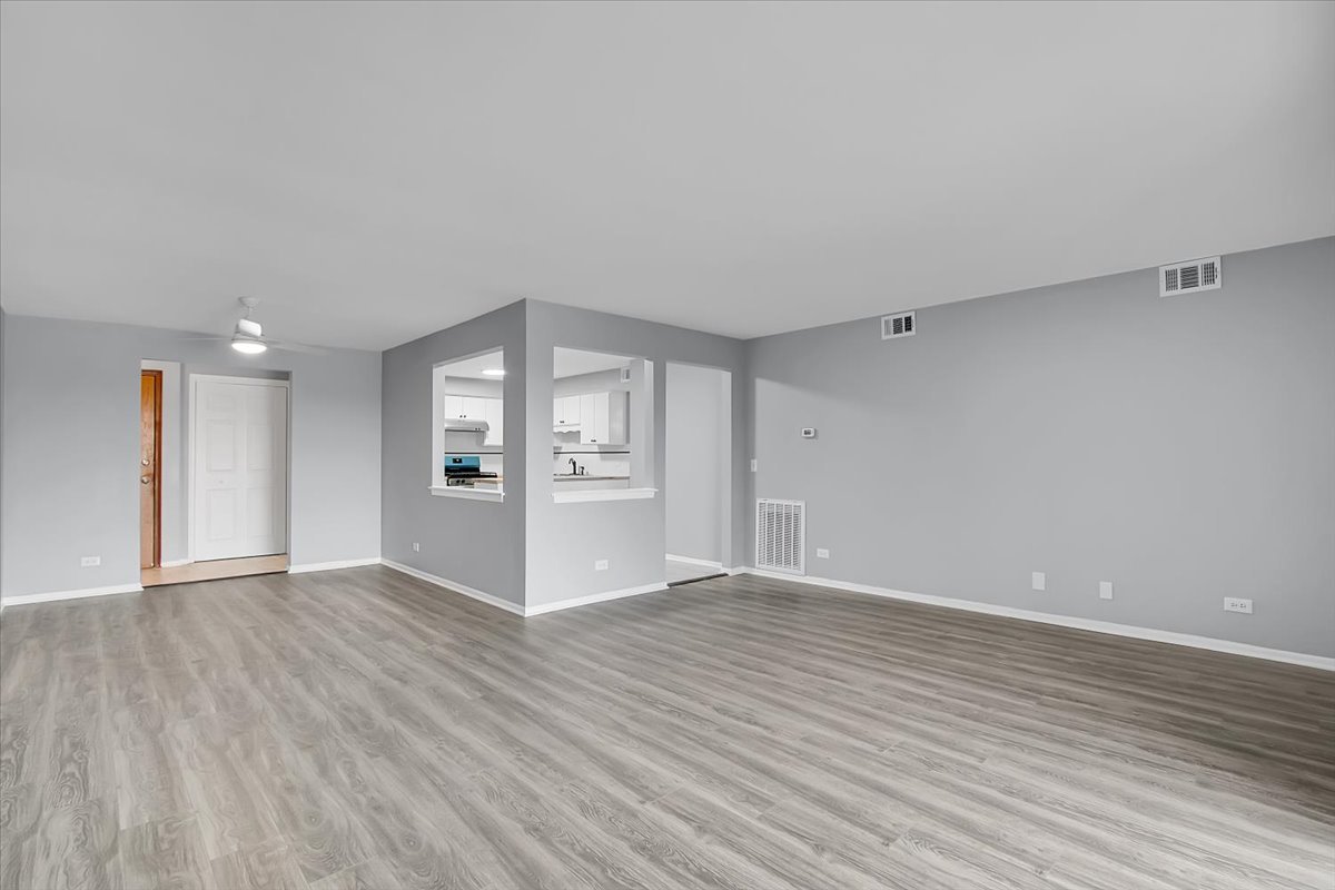 6540 West Irving Park Road, Unit 603 Chicago, IL 60634 - Photo 7 of 23