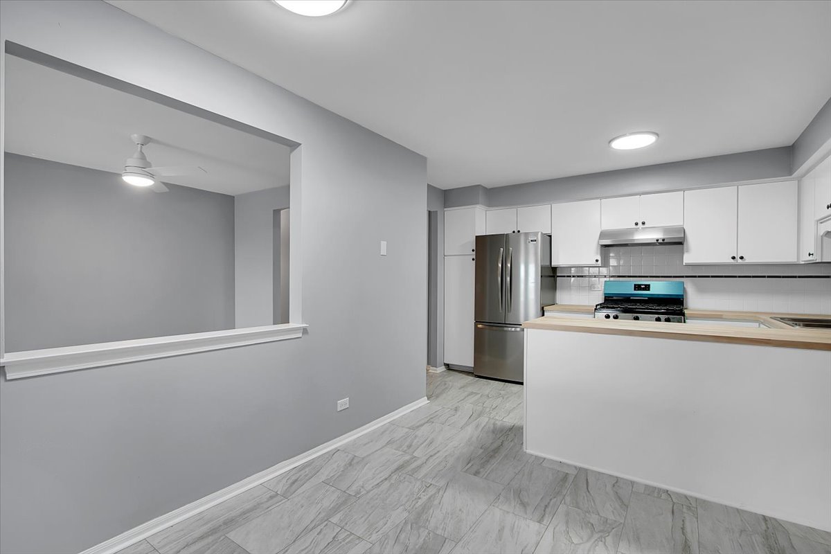 6540 West Irving Park Road, Unit 603 Chicago, IL 60634 - Photo 10 of 23