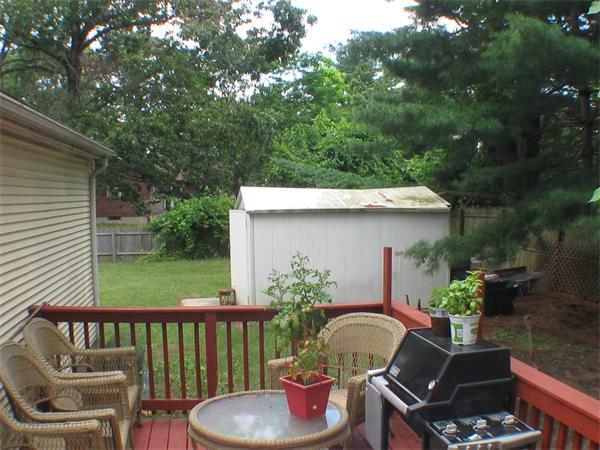 719 Maple Road Longmeadow, MA 01106 - Photo 16 of 17