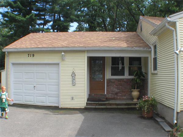 719 Maple Road Longmeadow, MA 01106 - Photo 2 of 17