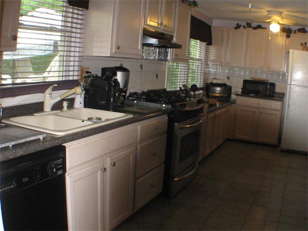 719 Maple Road Longmeadow, MA 01106 - Photo 7 of 17