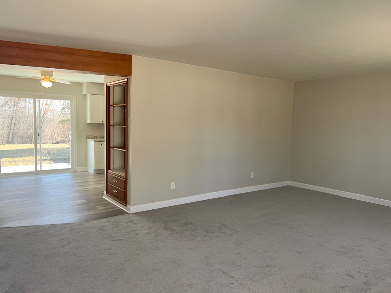 2101 Edina Boulevard Zion, IL 60099 - Photo 13 of 45