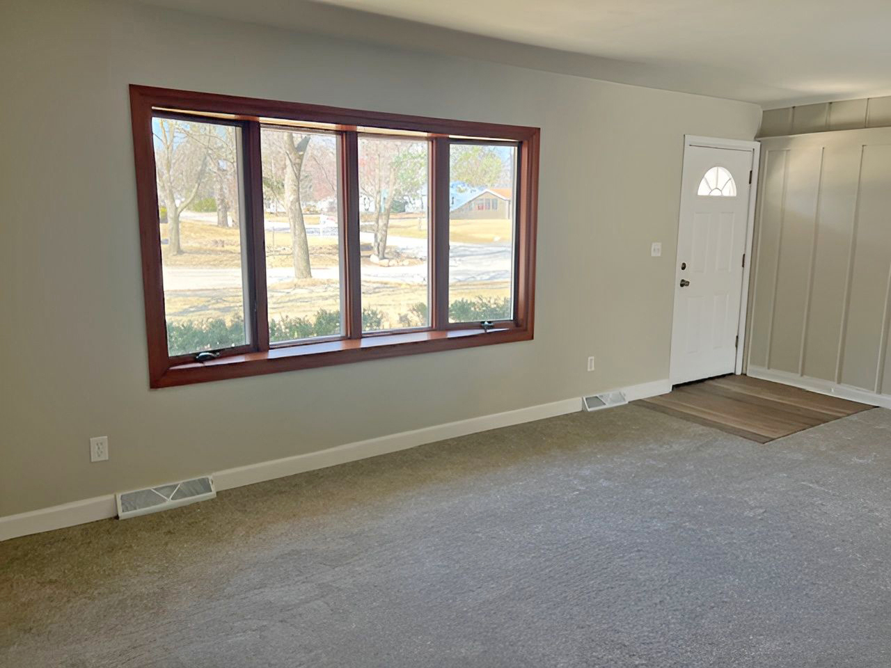 2101 Edina Boulevard Zion, IL 60099 - Photo 17 of 45