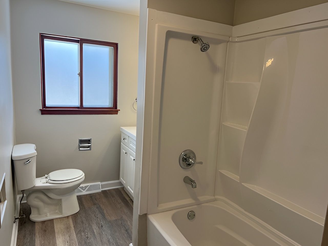 2101 Edina Boulevard Zion, IL 60099 - Photo 26 of 45