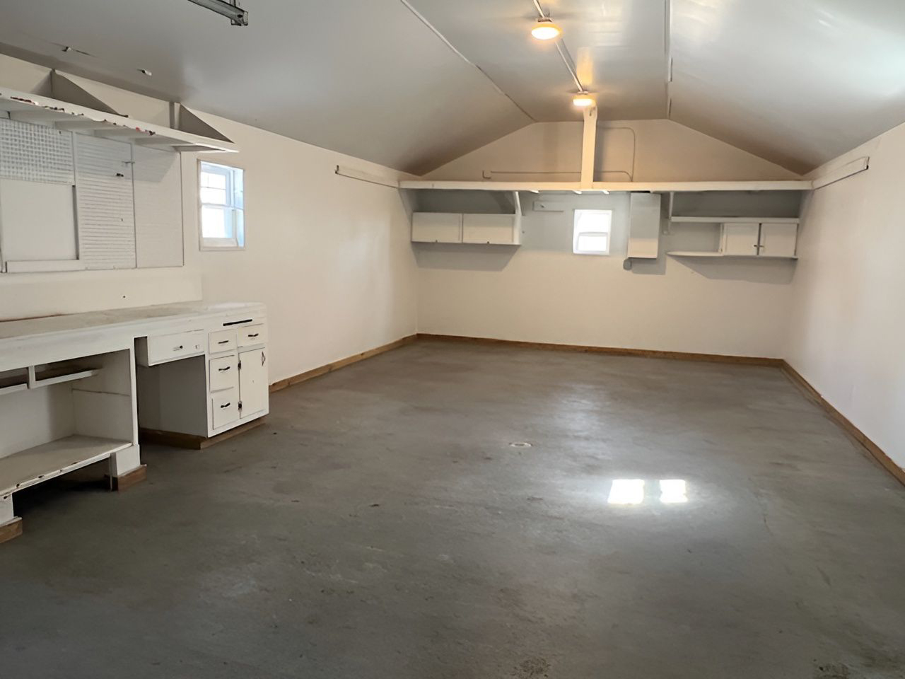 2101 Edina Boulevard Zion, IL 60099 - Photo 36 of 45