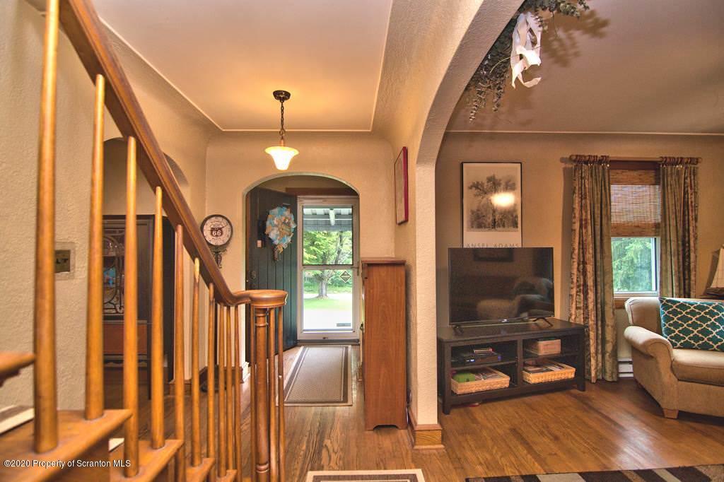 312 Green Grove Road Scott Township, PA 18447 - Photo 6 of 62 Gallery Image 6