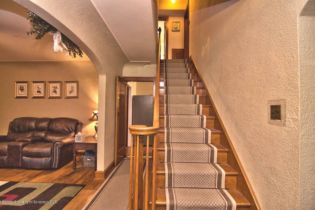 312 Green Grove Road Scott Township, PA 18447 - Photo 8 of 62 Gallery Image 8