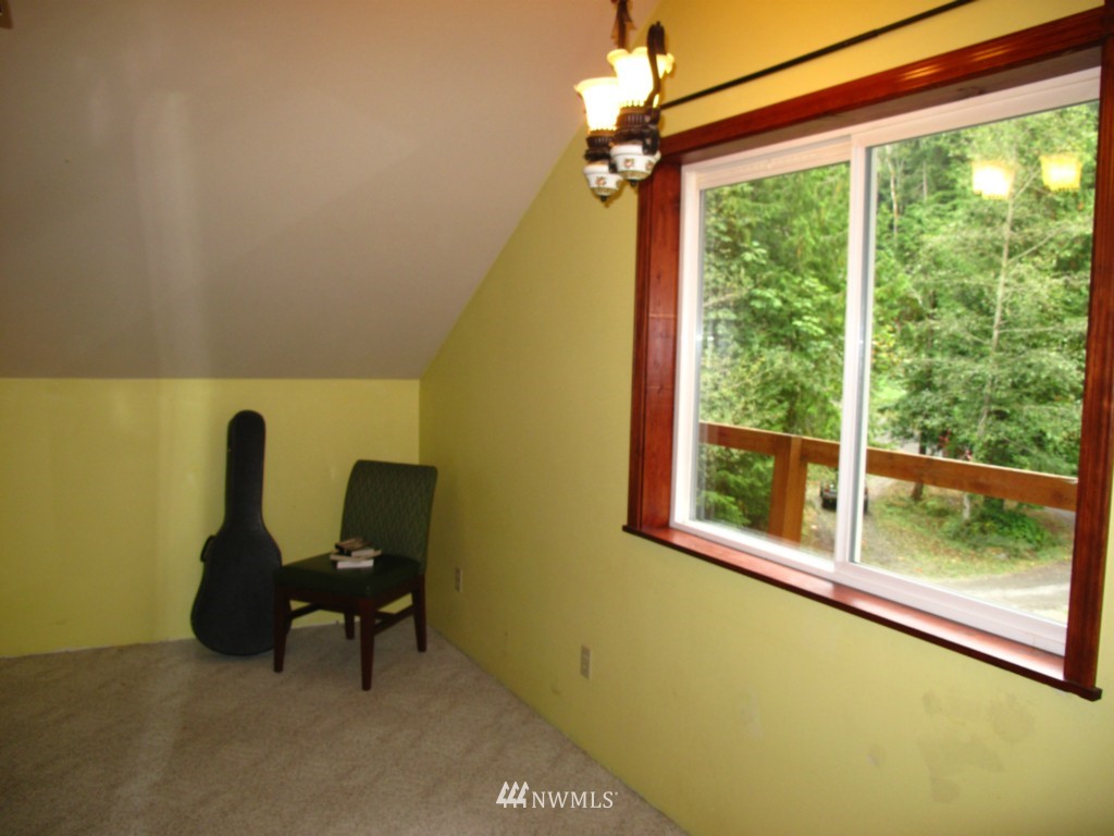27 North Jensen Road Port Angeles, WA 98362 - Photo 14 of 25 Gallery Image 14