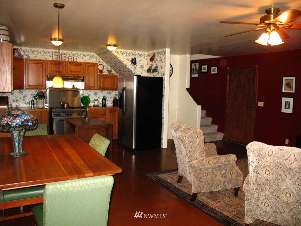 27 North Jensen Road Port Angeles, WA 98362 - Photo 4 of 25 Gallery Image 4