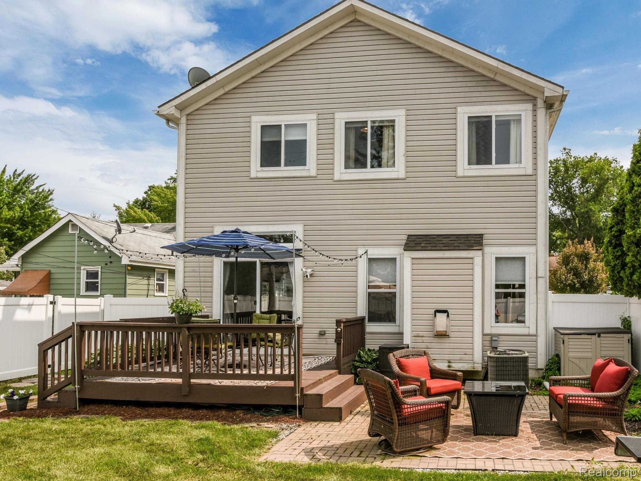 327 Roth Boulevard Clawson, MI 48017 - Photo 22 of 25 327 Roth Blvd Clawson MI 48017-030-028-327 Roth Blvd Clawson MI00029-MLS_Size.jpg