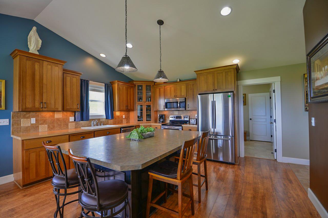 2431 Allen Road Elk, WA 99009 - Photo 5 of 20