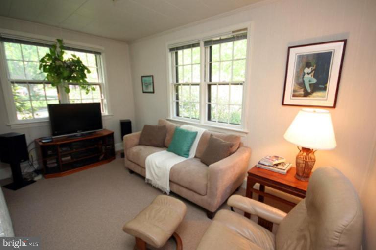 100 Normandy Drive Silver Spring, MD 20901 - Photo 4 of 17 Sitting Room