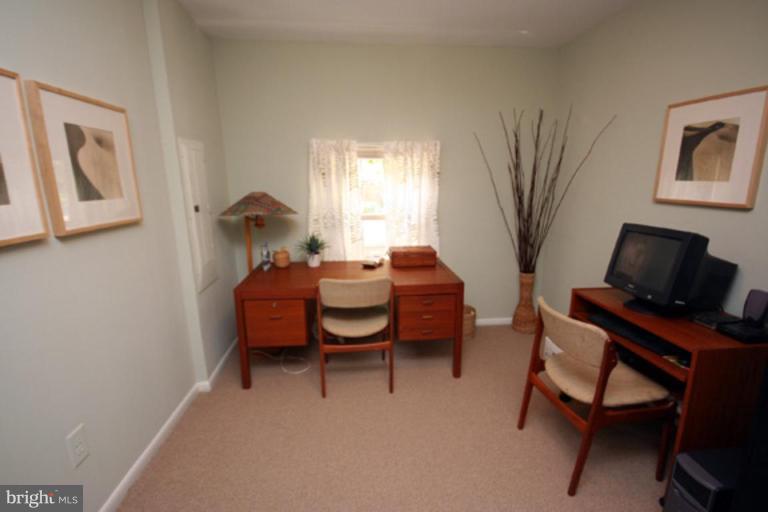100 Normandy Drive Silver Spring, MD 20901 - Photo 8 of 17 Den