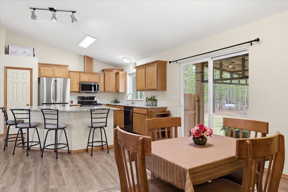 51475 Wheeler Road La Pine, OR 97739 - Photo 13 of 59 13-015_DSC07454