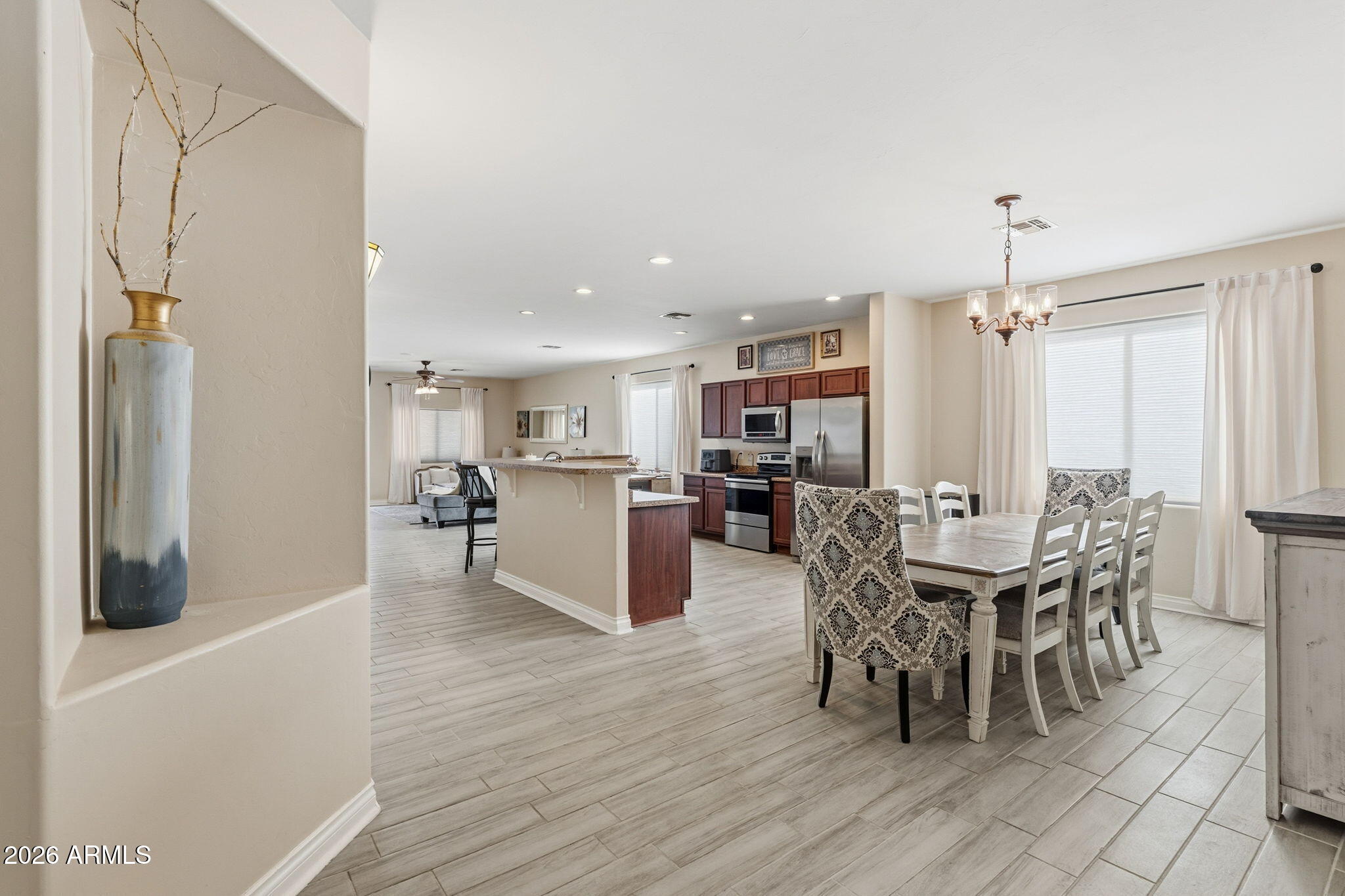 527 South Sweet Ridge Drive Vail, AZ 85641 - Photo 2 of 33 527 S Sweet Ridge Dr