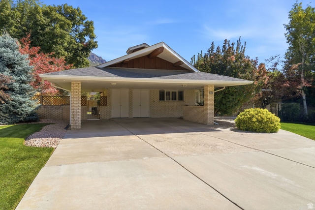 3298 Cherokee Lane Provo, UT 84604 - Photo 35 of 44 Gallery Image 35