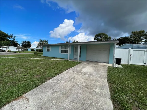 $1,700 | 6143 Illinois Avenue, New Port Richey, FL 34653